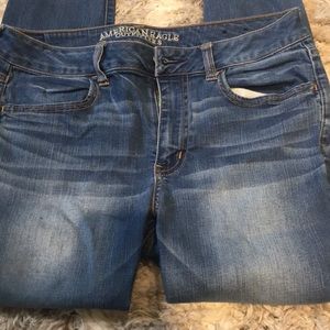 AE size 12 short jeans/jeggings. EUC